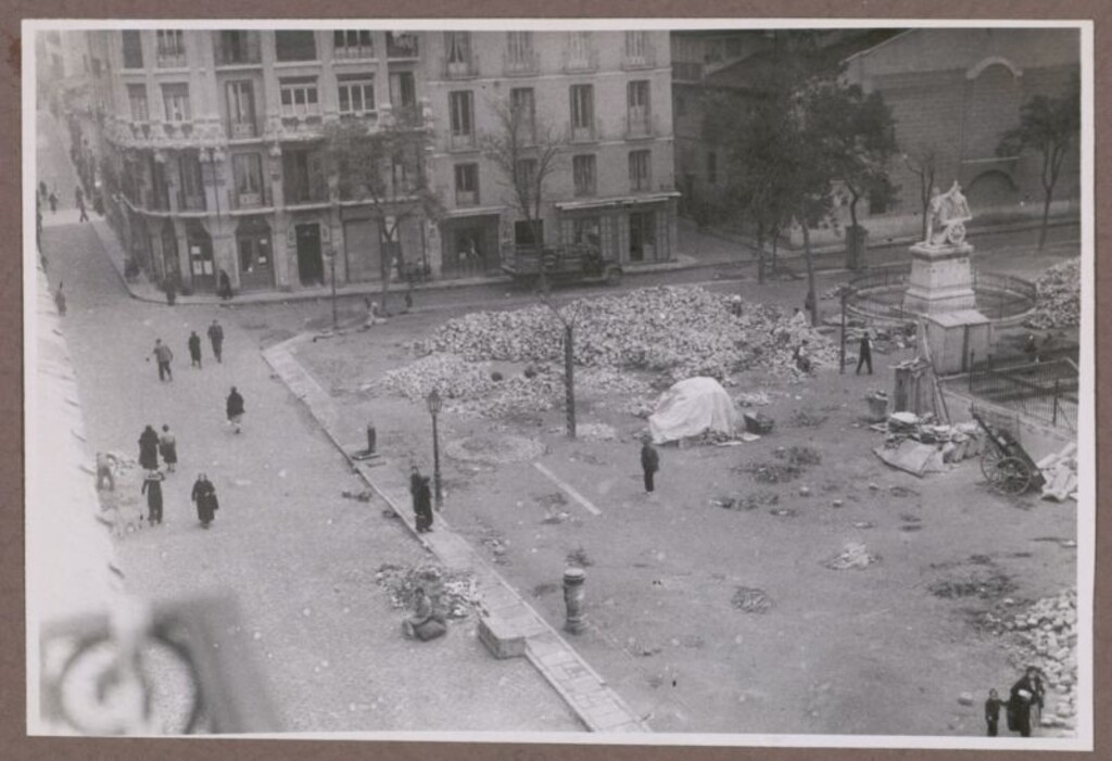 Miniatura de Plaza del Dos de Mayo en obras