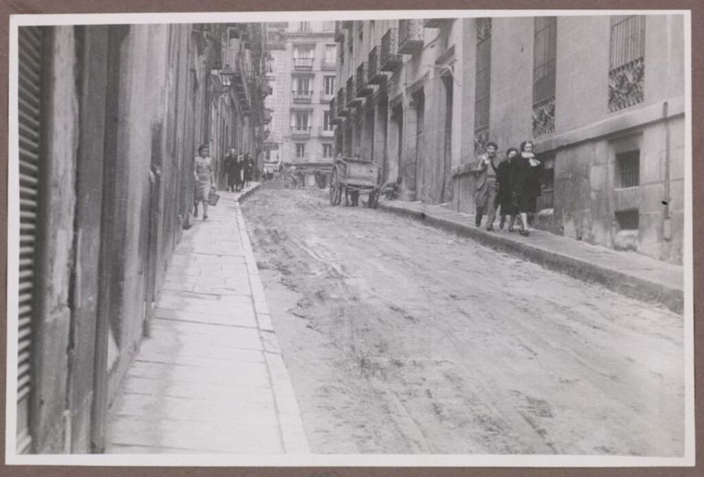 Miniatura de Calle de Luis Vélez de Güevara en obras