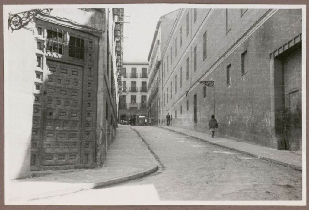 Miniatura de Calle de San Cayetano asfaltada