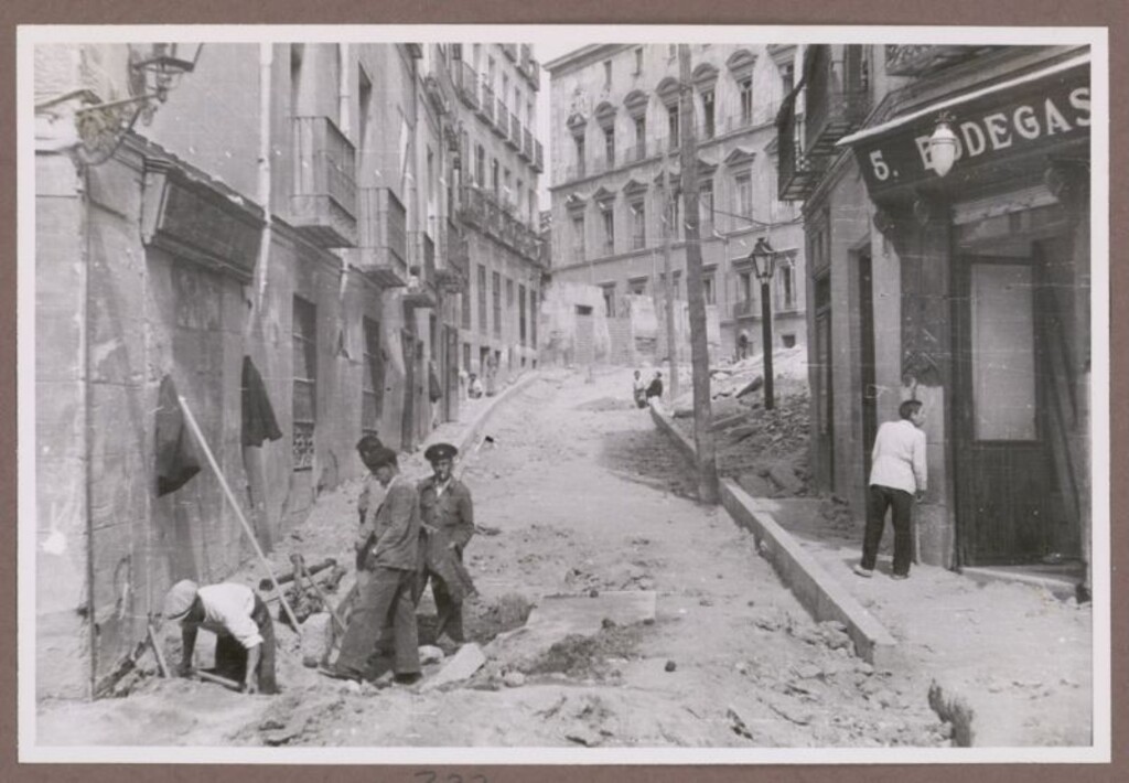 Miniatura de Calle de la Villa en obras