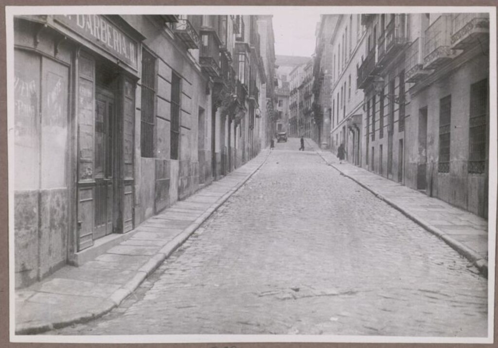Miniatura de Calle del Norte asfaltada