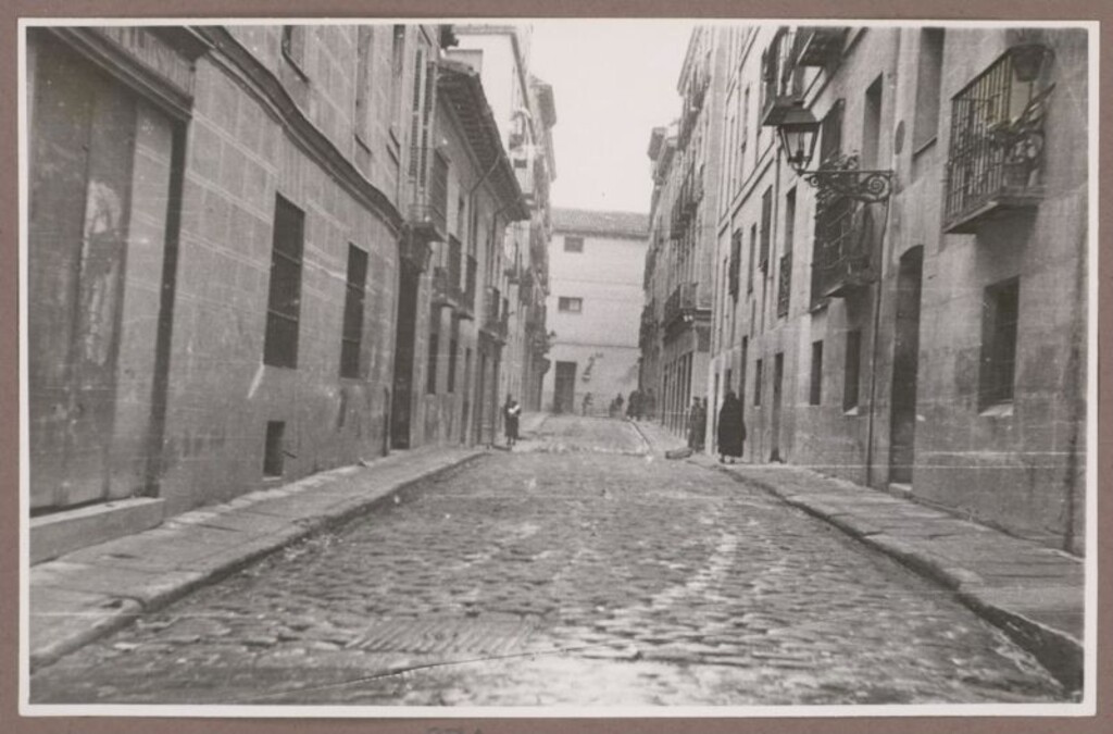 Miniatura de Calle de San José asfaltada