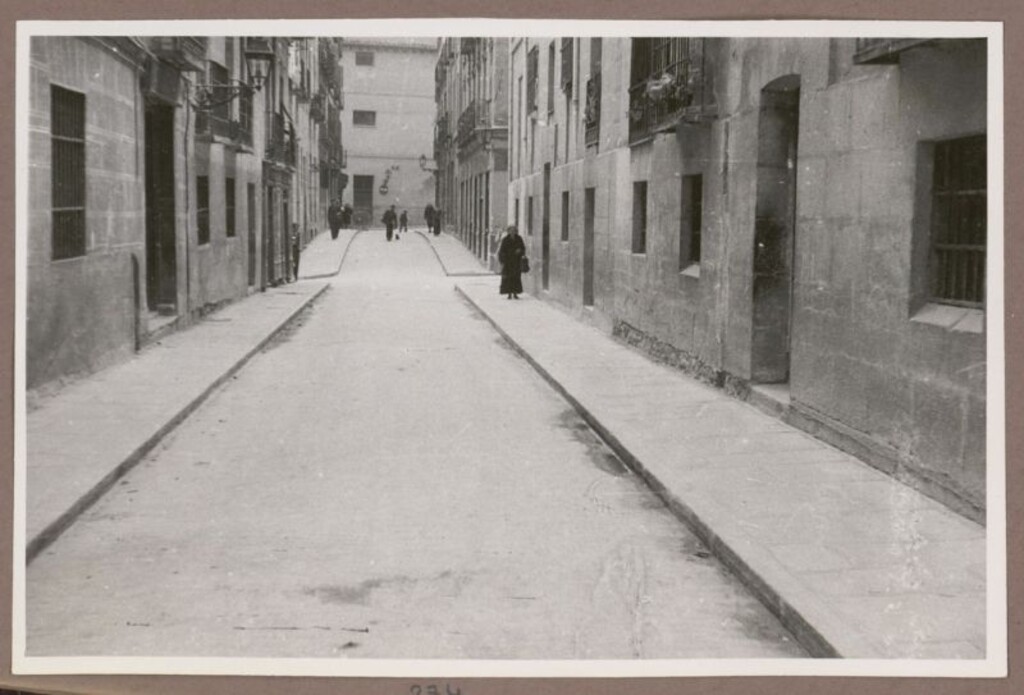 Miniatura de Calle de San José asfaltada