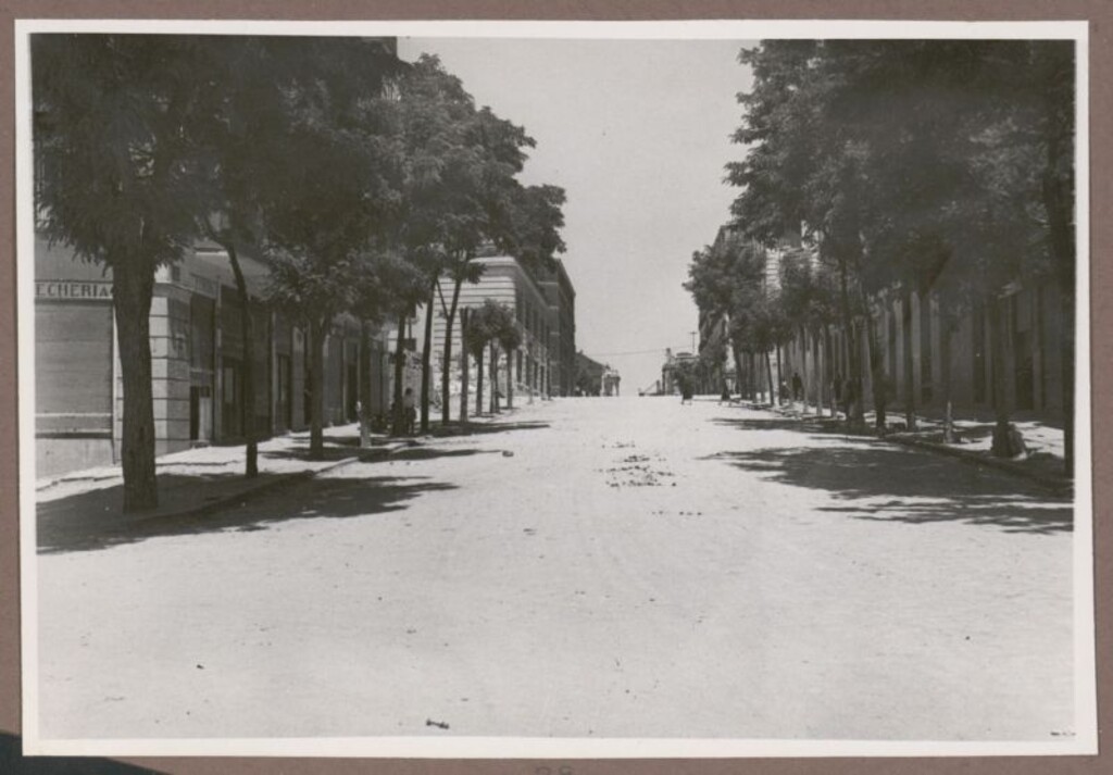 Miniatura de Calle de Bailén asfaltada