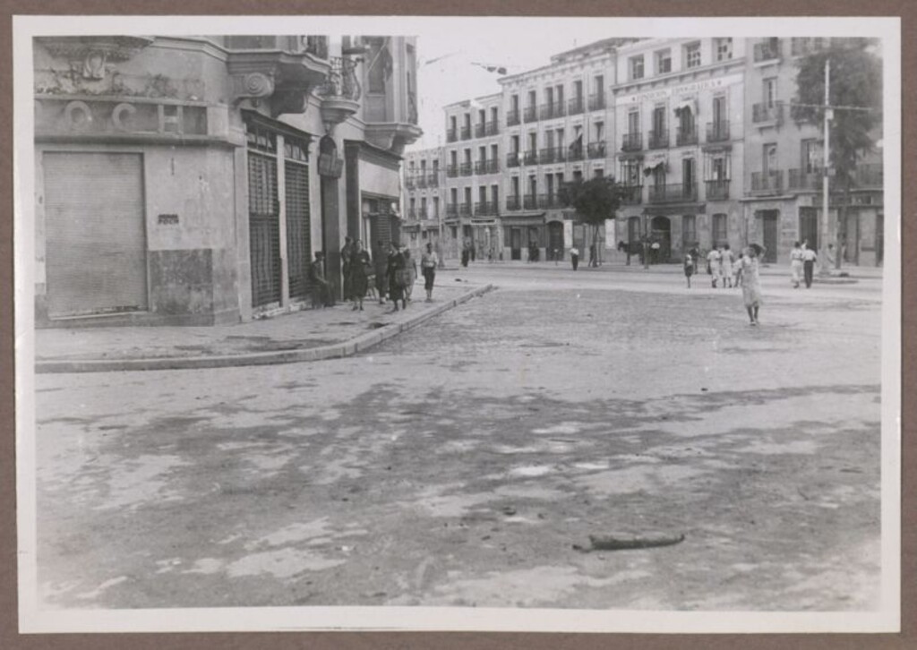 Miniatura de Calle de Hilarión Eslava asfaltada