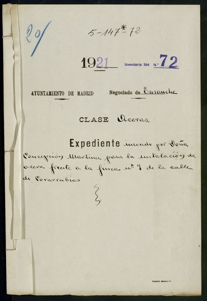 Miniatura de Expediente incoado por D.ª Concepción Martínez para la instalación de acera frente a la finca n.º 9 de la calle de Covarrubias