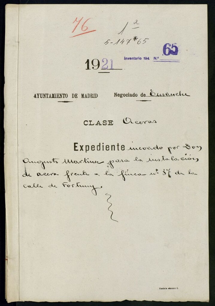 Miniatura de Expediente incoado por Don Augusto Martínez para la instalación de acera frente a la finca n.º 37 de la calle de Fortuny