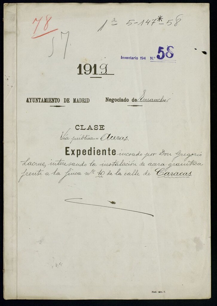 Miniatura de Expediente incoado por Don Gregorio Lacruz, interesando la instalación de acera granítica frente a la finca n.º 10 de la calle de Caracas
