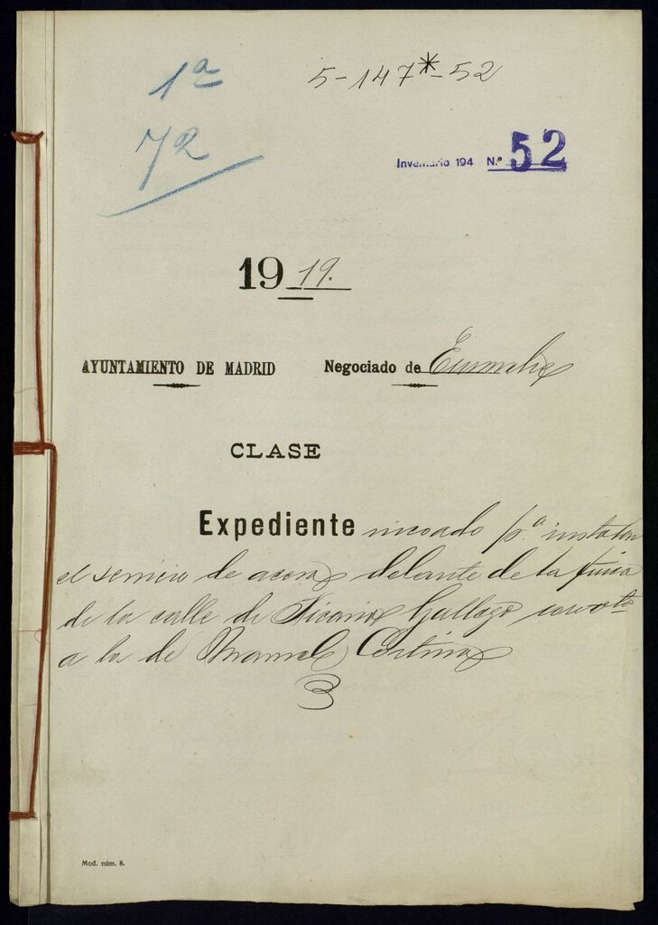 Miniatura de Expediente incoado para instalar el servicio de aceras delante de la finca de la calle de Nicasio Gallego con vuelta a la de Manuel Cortina.