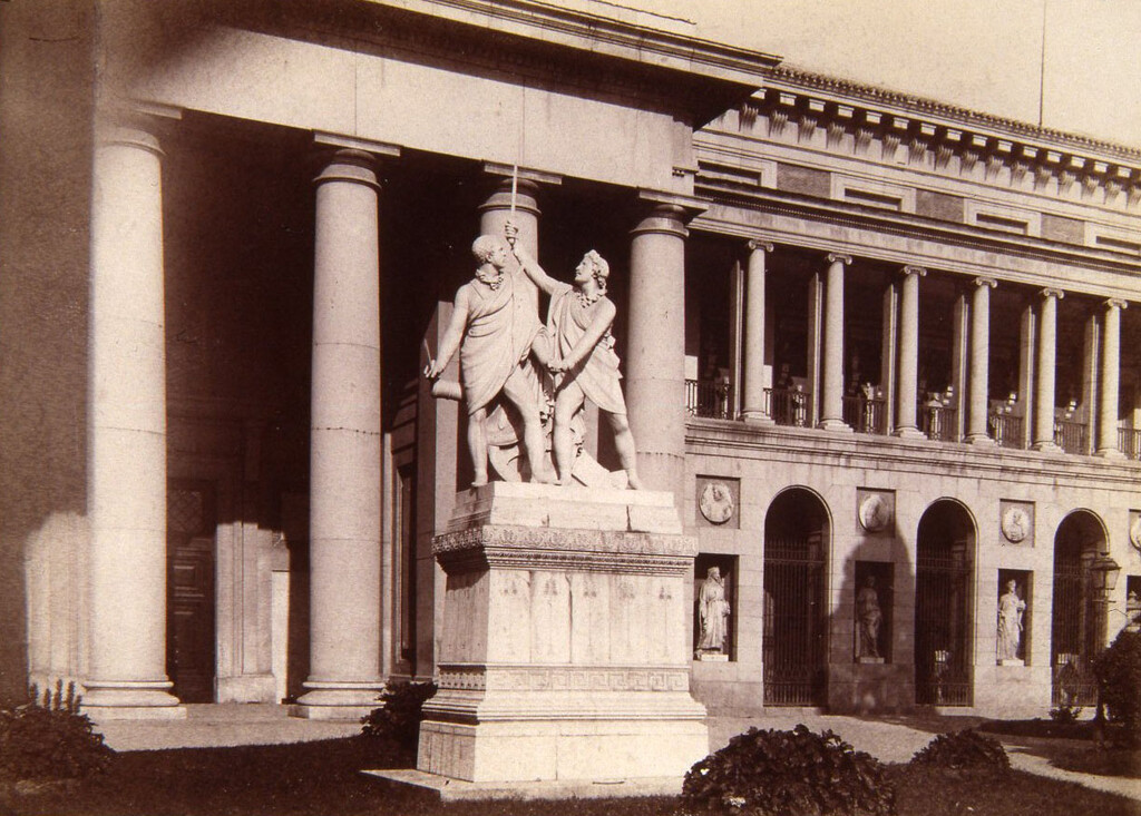 Miniatura de Grupo escultórico de Daoíz y Velarde delante del Museo del Prado