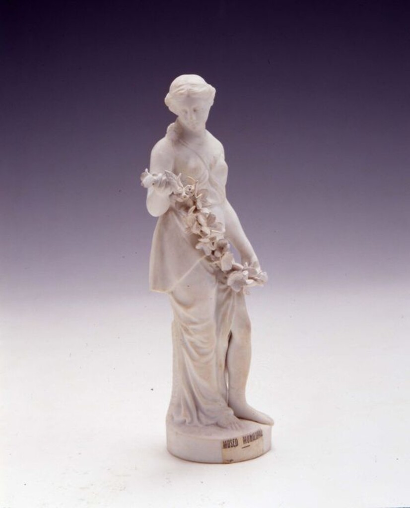 Miniatura de Figura femenina con guirnalda de flores
