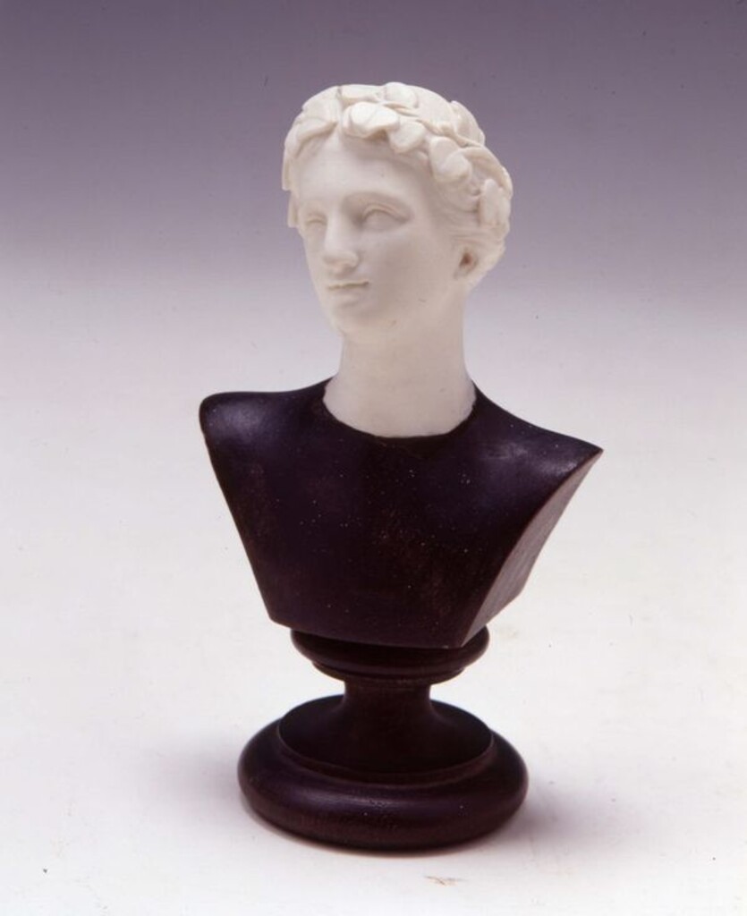 Miniatura de Cabeza femenina