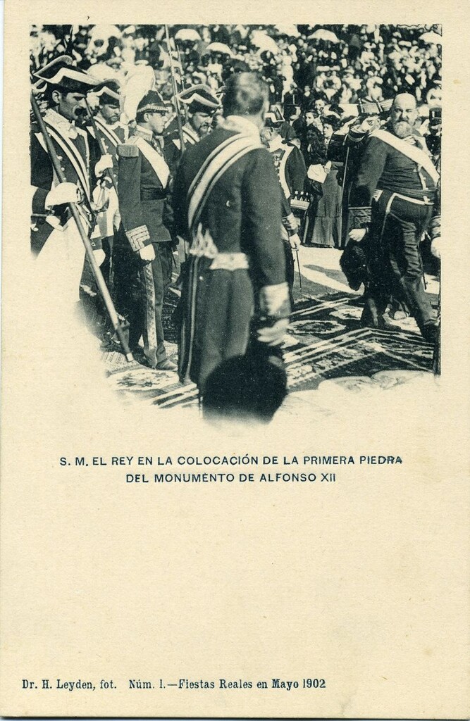Miniatura de S. M. el Rey en la colocación de la primera piedra del monumento de Alfonso XII
