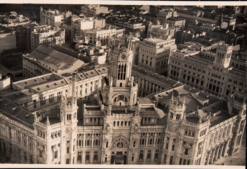 Miniatura de Palacio de Comunicaciones