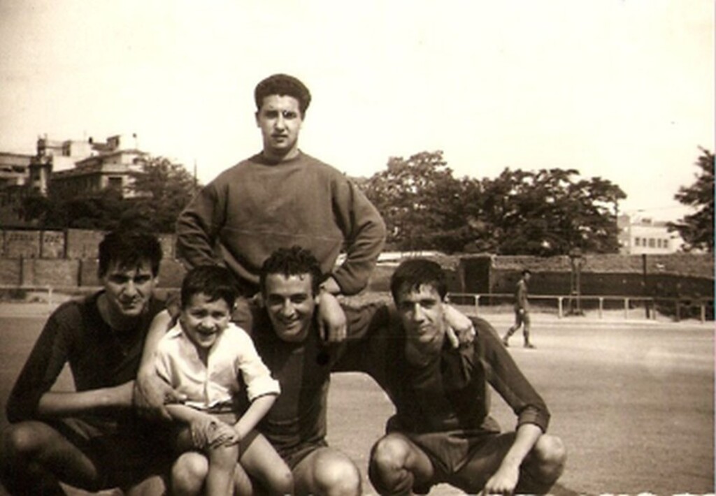 Miniatura de Partido de fútbol en el Campo del Gas