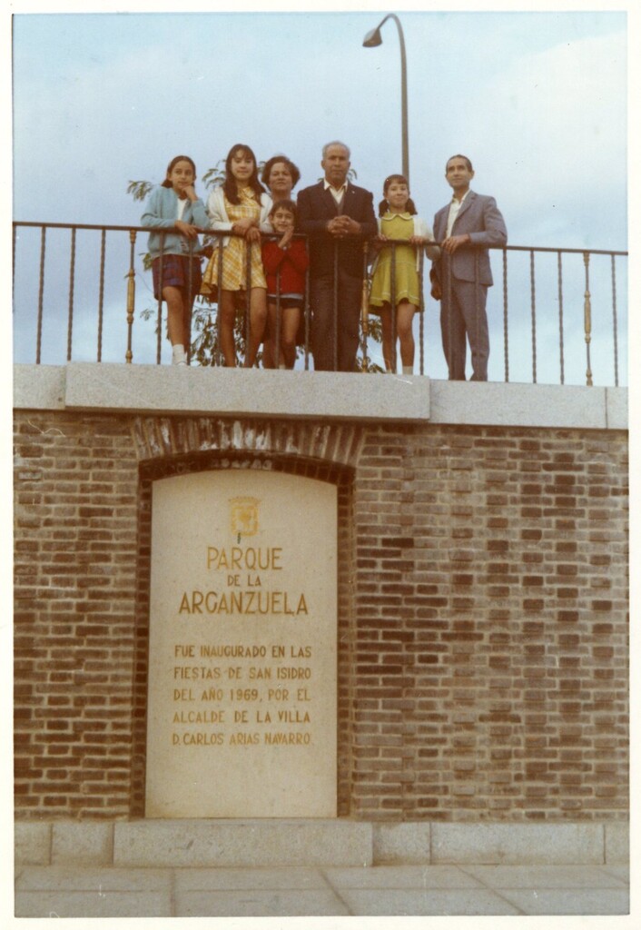 Miniatura de Lápida conmemorativa de la inauguración del Parque de la Arganzuela