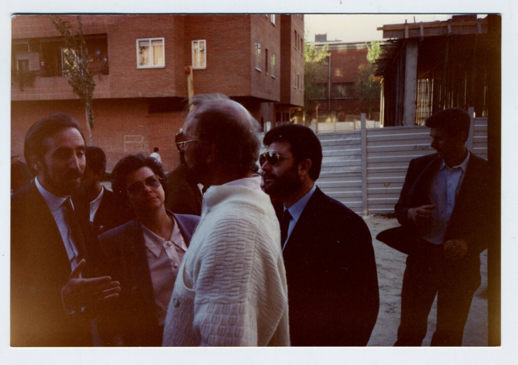 Miniatura de Juan Barranco visita las obras de la nueva Biblioteca de Arganzuela