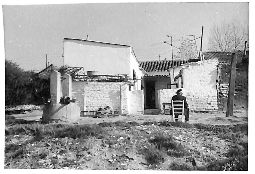 Miniatura de Casa baja junto al arroyo del Quinto