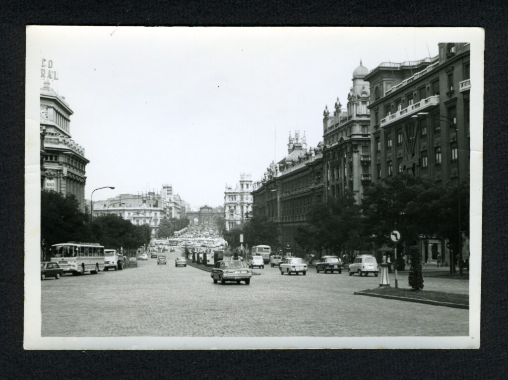 Miniatura de Rumbo a la Puerta de Alcalá
