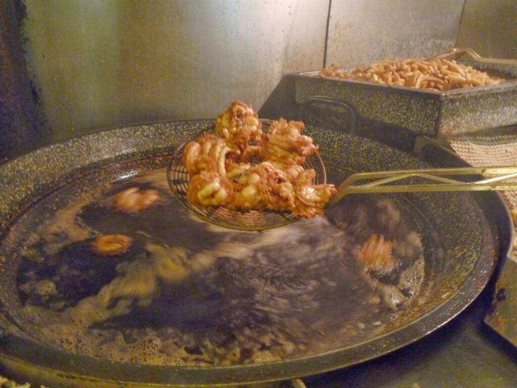 Miniatura de Cómo se fríen las gallinejas