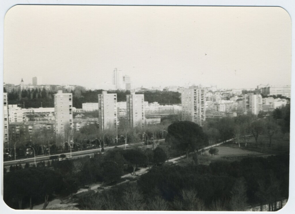Miniatura de Casa de Campo Vista desde Lucero