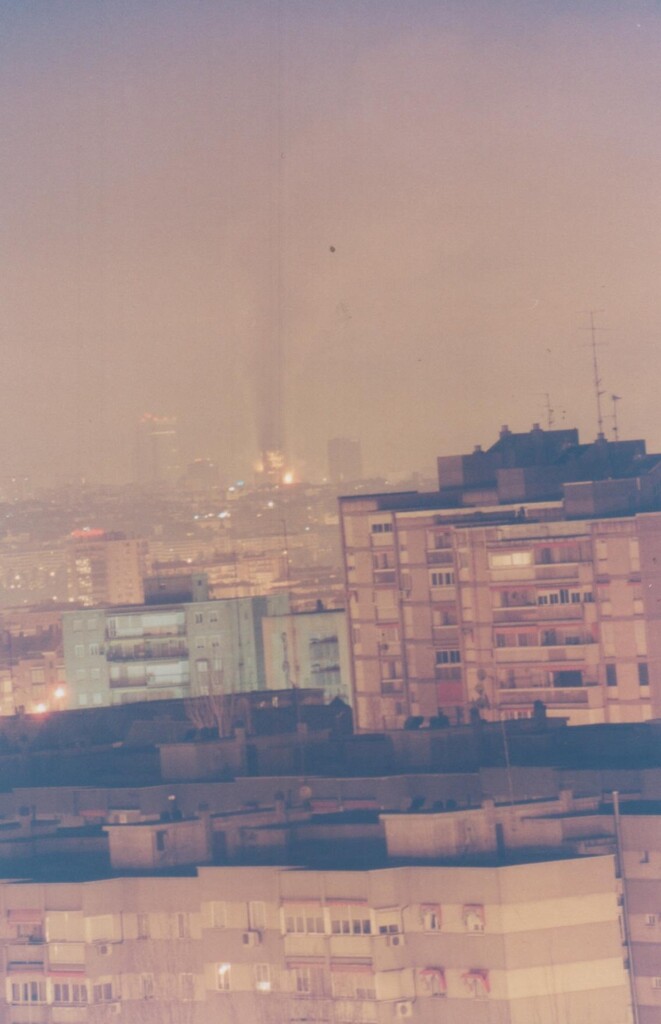 Miniatura de Incendio de la Torre Windsor visto desde Aluche