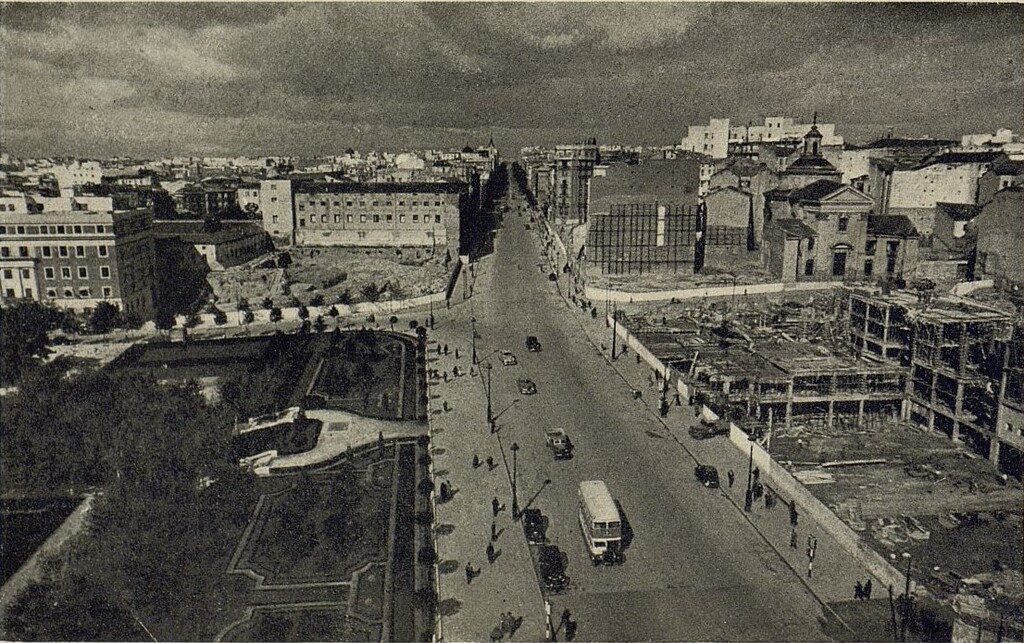 Miniatura de Obras en la Plaza de España