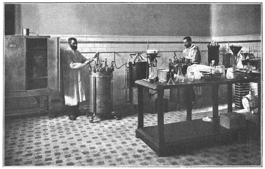 Miniatura de Departamento de esterilización y preparación de medios de cultivo