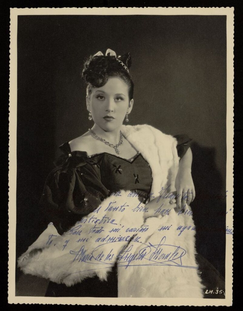 Miniatura de María de los Ángeles Morales