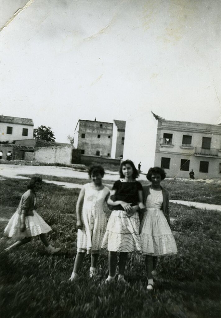 Miniatura de Soledad con sus amigas