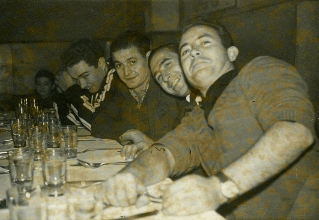 Miniatura de En el bar «Los Moscas»