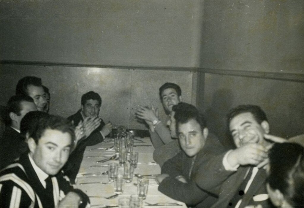 Miniatura de En el bar «Los Moscas»