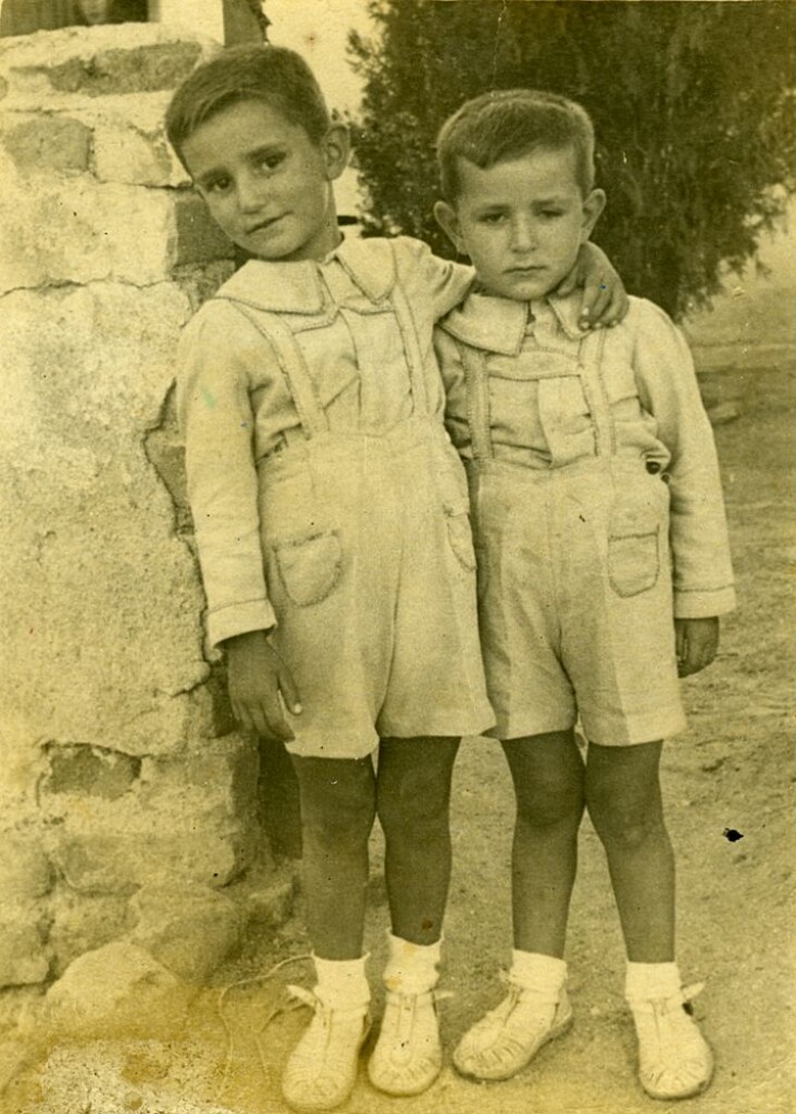 Miniatura de Juan y Julián Hernández Prieto
