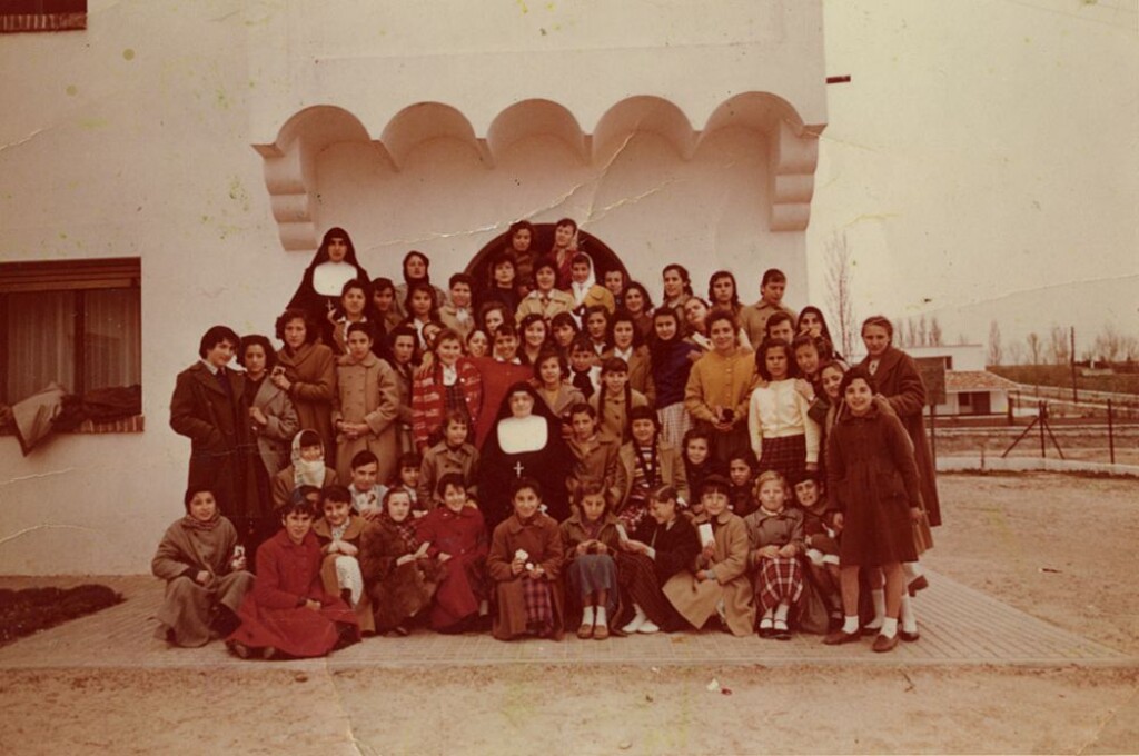 Miniatura de Primeras alumnas del María Reina