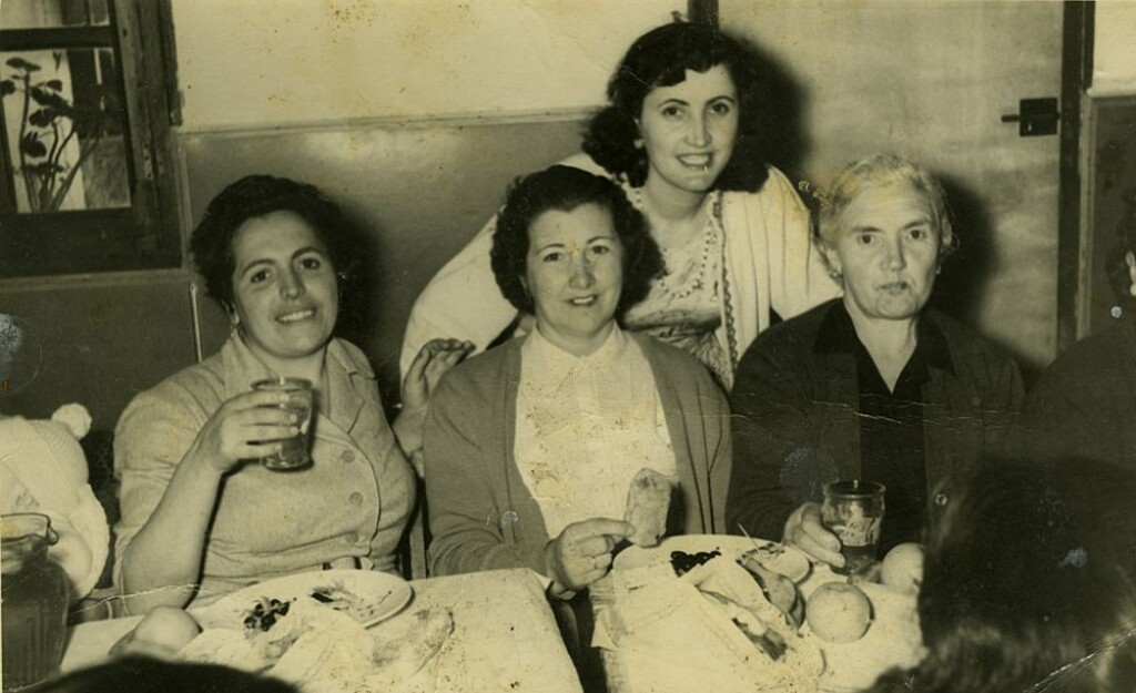 Miniatura de Mujeres en la fiesta del cordero