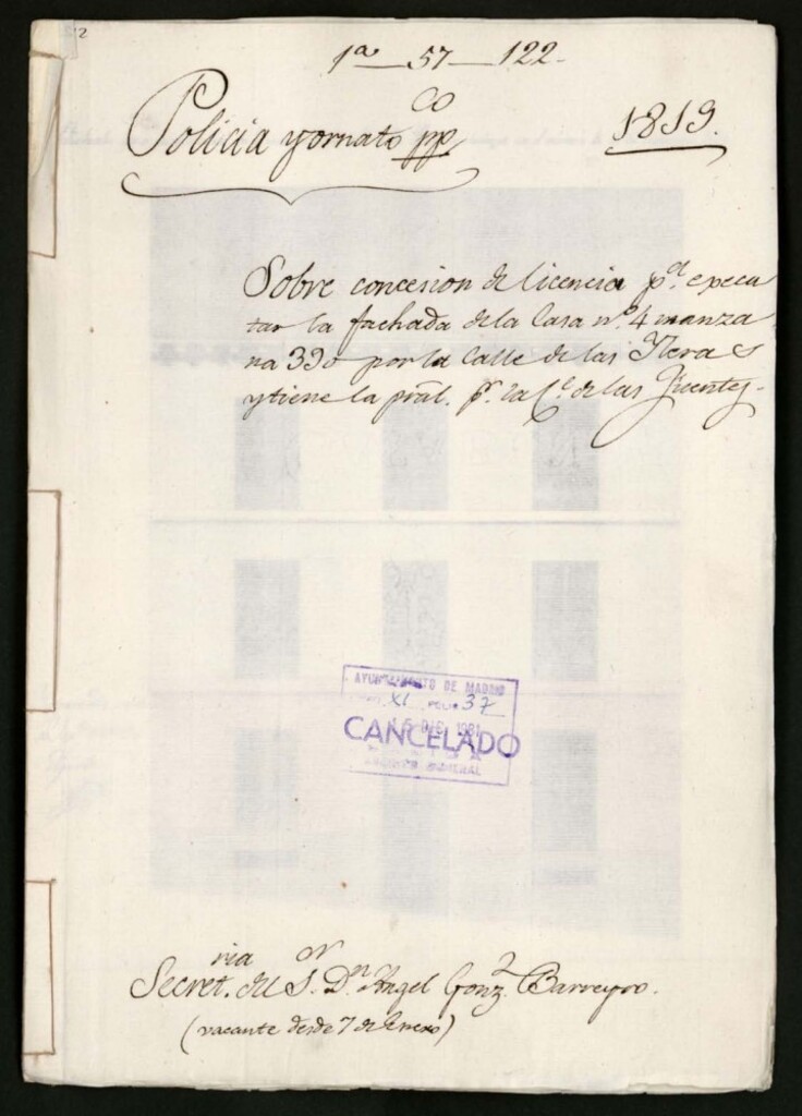 Miniatura de Concesión de licencia para ejecutar la fachada de la casa nº 4 manzana 390, por la calle de las Yleras y tiene la principal por la calle de las Fuentes.