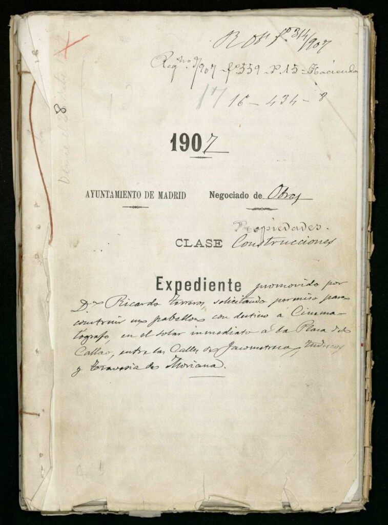 Miniatura de Expediente promovido por Don Ricardo Torreros, solicitando permiso para construir un pabellón con destino a Cinematógrafo, en el solar inmediato a la Plaza del Callao, entre las Calles de Jacometrezo, Tudescos y travesia de Moriana.