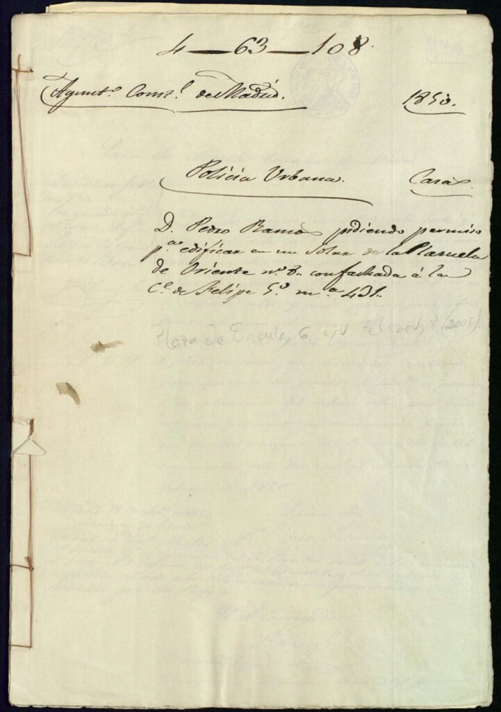 Miniatura de Don Pedro Ramos pidiendo permiso para edificar en un solar de la Plazuela de Oriente, número 8 con fachada a la calle de Felipe V, manzana 431
