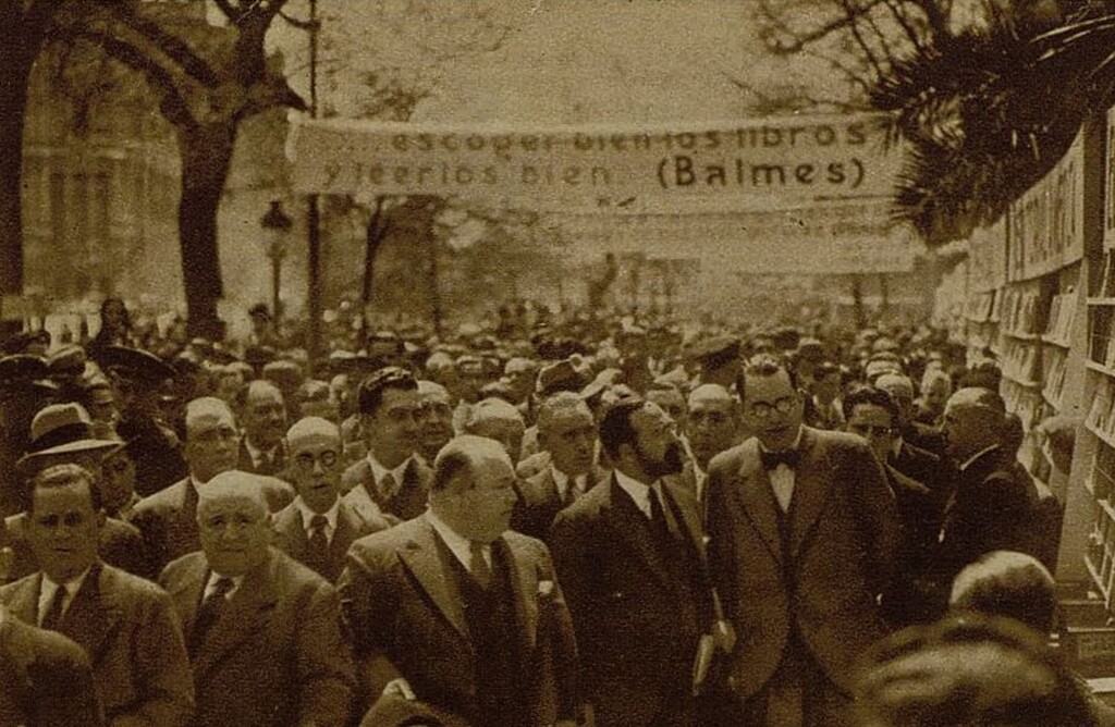 Miniatura de Se inaugura la Feria del Libro en el Paseo de Recoletos (1933)