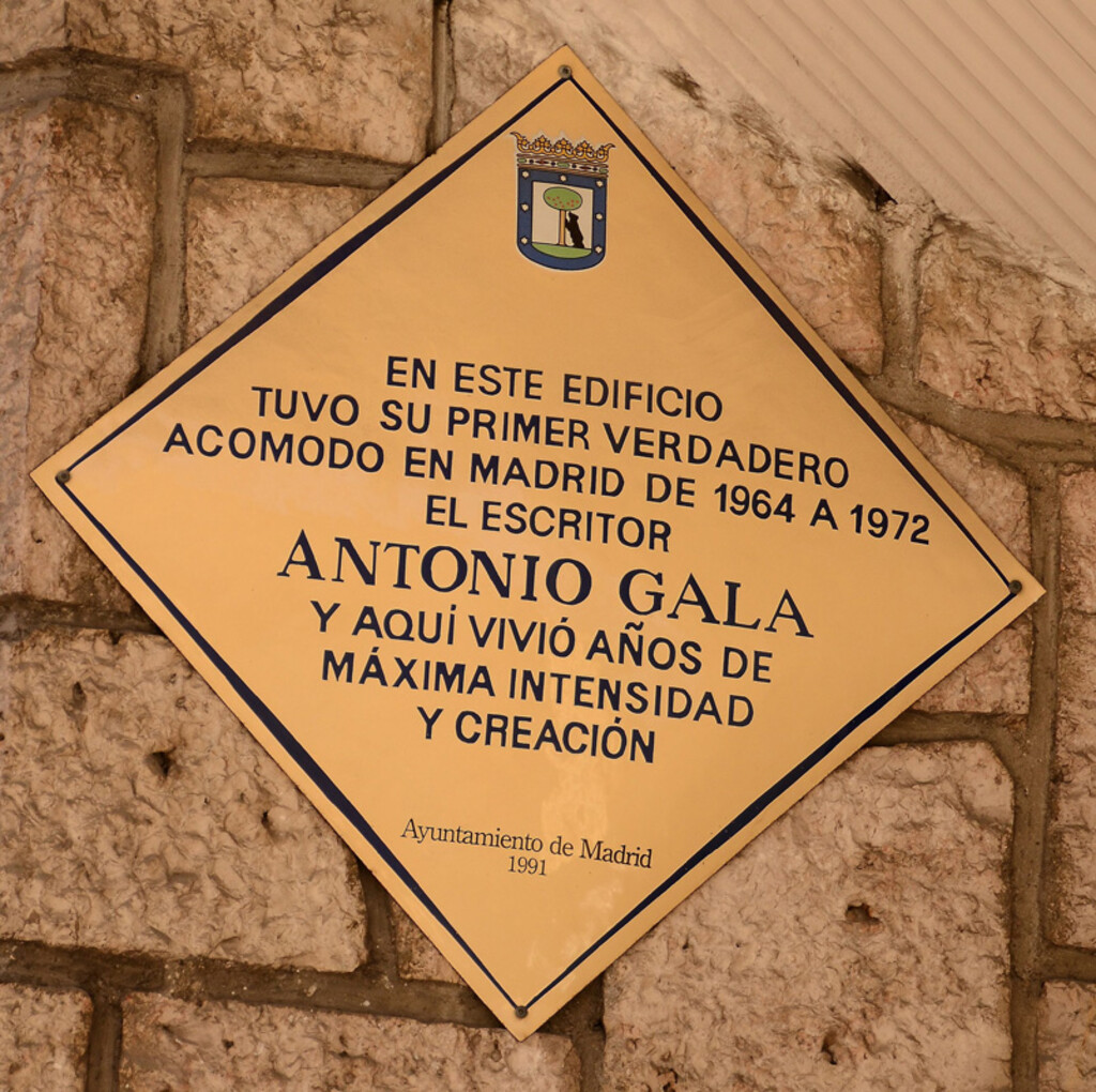 Miniatura de Antonio Gala