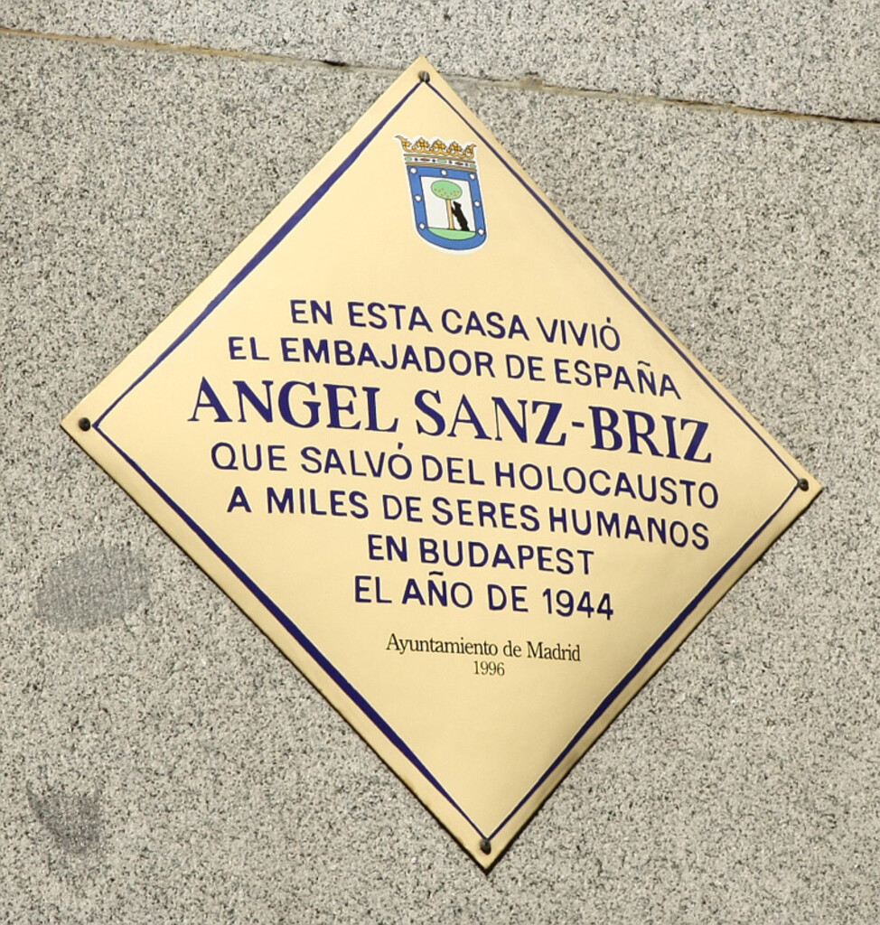 Miniatura de Angel Sanz-Briz