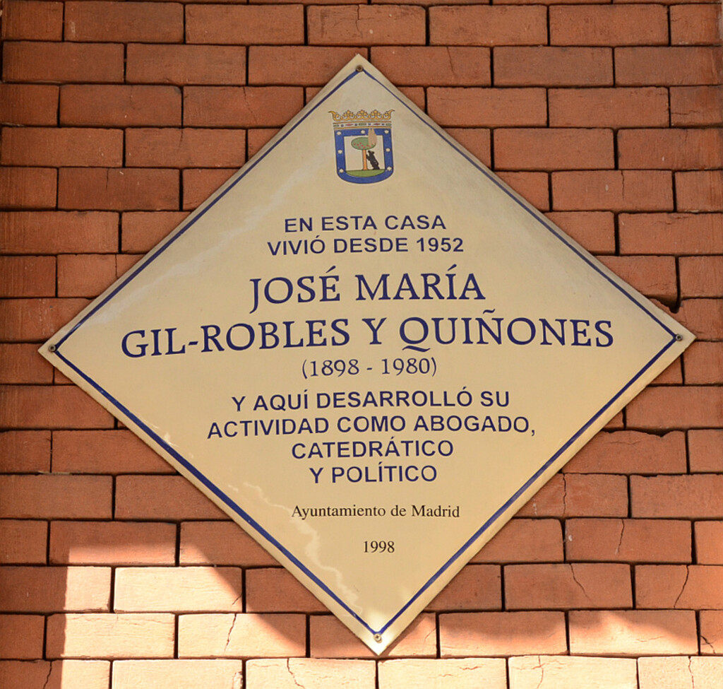 Miniatura de Jóse María Gil-Robles Quiñones