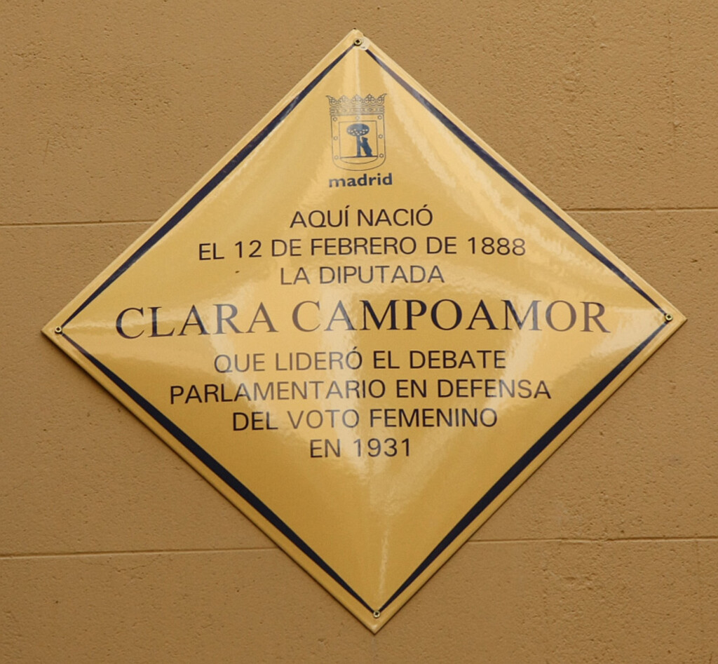 Miniatura de Clara Campoamor