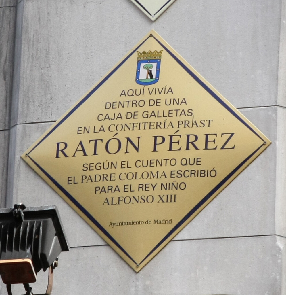 Miniatura de Ratón Pérez