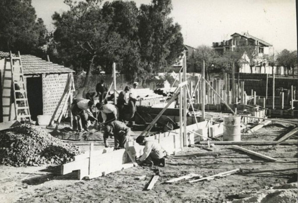 Miniatura de Casa de Juan Genovés en construcción