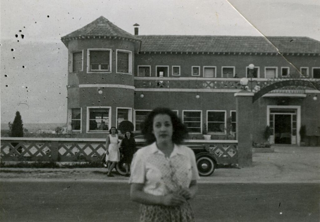 Miniatura de María Luisa Sánchez en La Pérgola