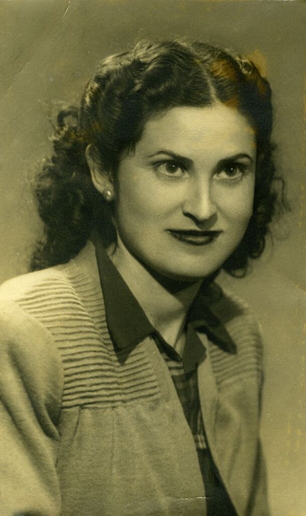 Miniatura de María Luisa González Rodríguez
