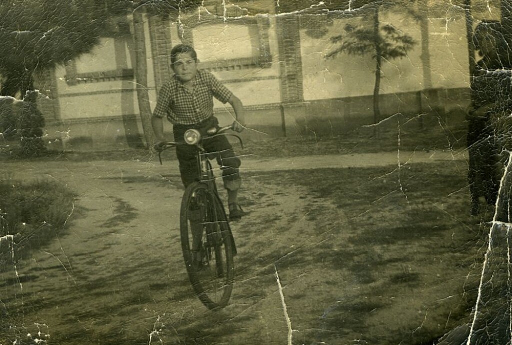 Miniatura de Miguel en bici