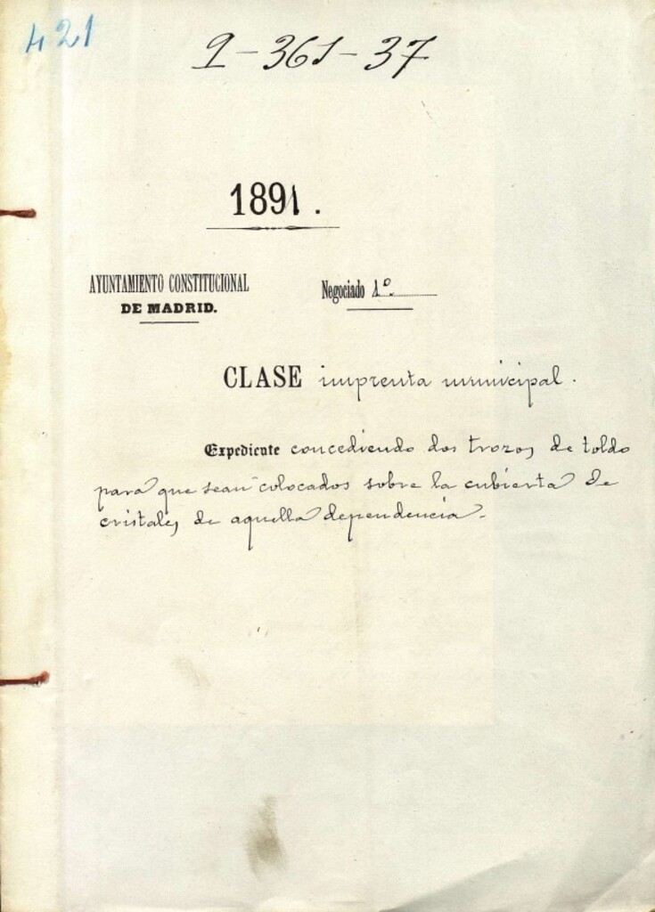 Miniatura de Expediente concediendo dos trozos de toldo para que sean colocados sobre la cubierta de cristales de aquella dependencia.