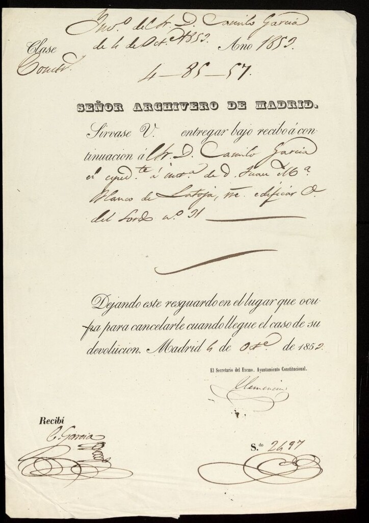 Miniatura de Recibo de entrega a D. Camilo García el expediente a instancia de D. Juan María Blanco de Latoja, sobre edificar calle del Sordo, nº 31